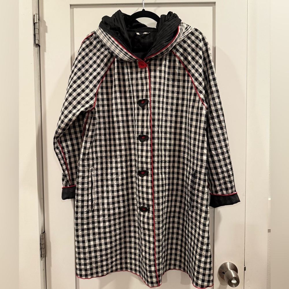 UBU Womens Reversible Hooded Raincoat Black White Checkered with Red Trim Size M